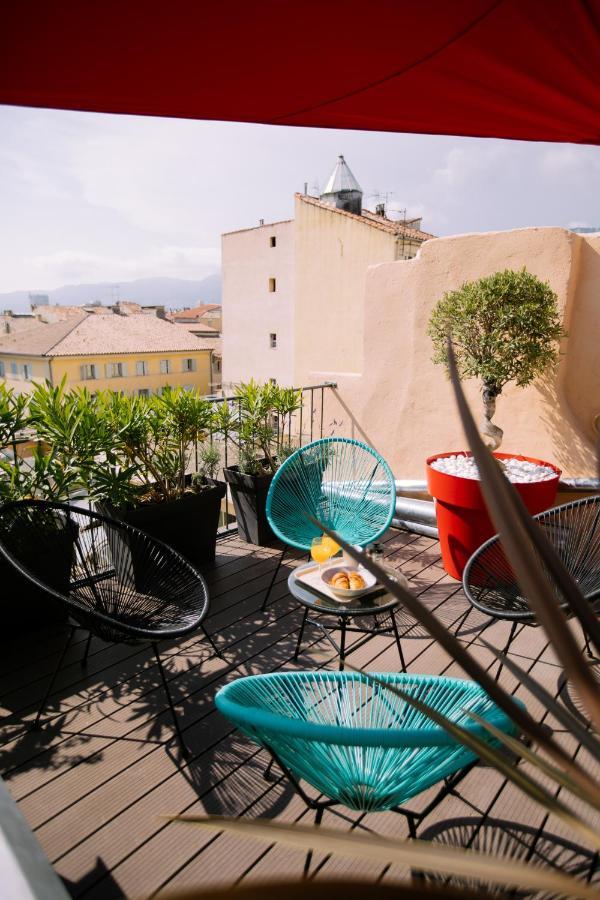 Duplex Avec Terrasse - Hyper-Centre De Toulon Appartement Buitenkant foto